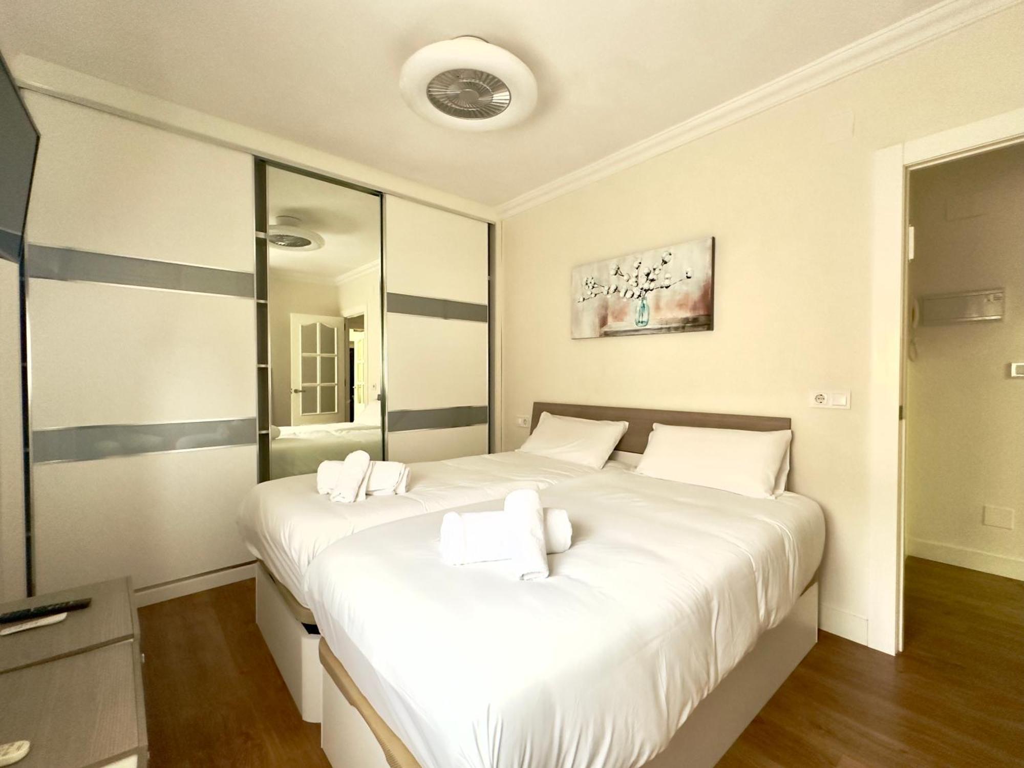 Ayala Malaga City Center 6Pax 외부 사진